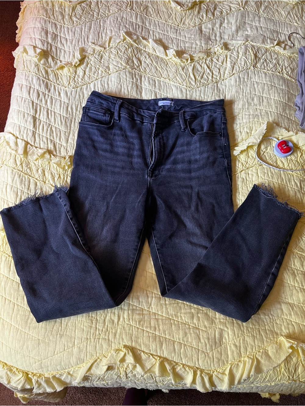 Good American Black Cropped Raw-Hem Skinny Jeans